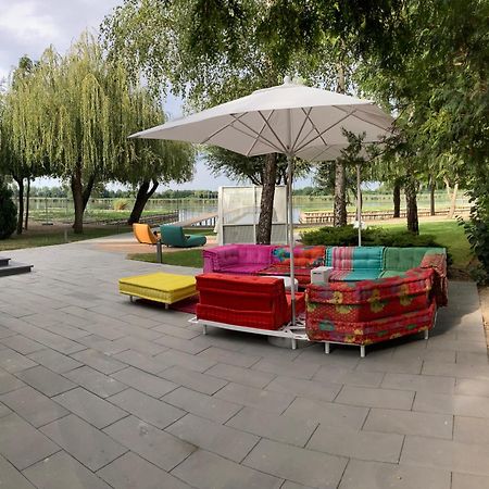 Donautica Hotel & Restaurant Fadd-Dombori Екстериор снимка