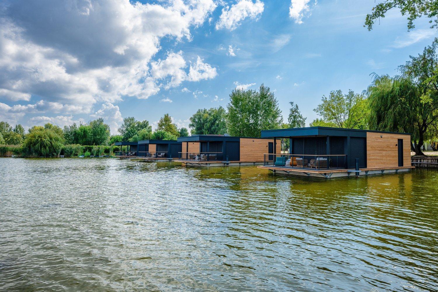 Donautica Hotel & Restaurant Fadd-Dombori Екстериор снимка